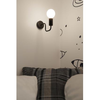 Applique VECTOR 1xE27/15W/230V nero