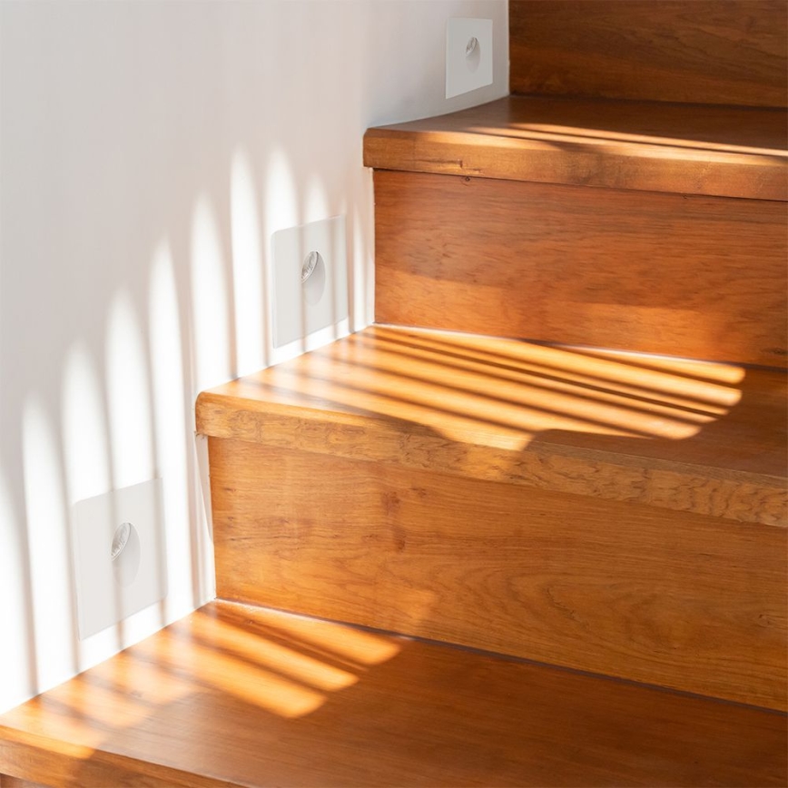 Spot d'escalier LED LED/3W/230V 4000K blanc