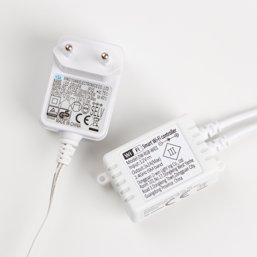 Striscia LED RGBW dimmerabile 9W/230V, 5 m, Wi‑Fi + telecomando