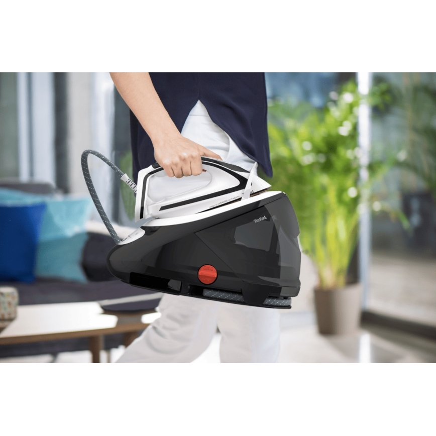 Tefal - Generatore di vapore EXPREEE ULTIMATE 2600W/230V nero/bianco