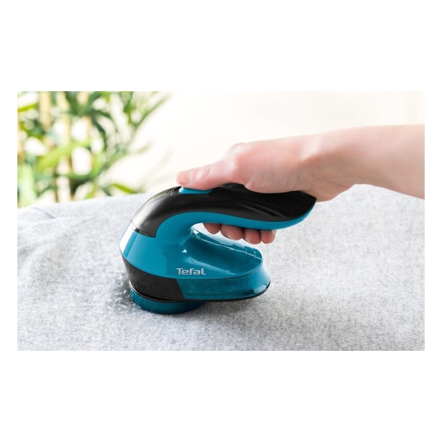 Tefal - Togli-pelucchi LINT 2xAA nero/blu