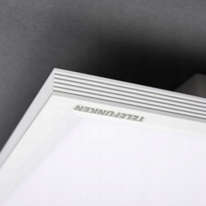 Telefunken 301506TF - LED RGBW Pannello dimmerabile LED/18W/230V 4000K + telecomando