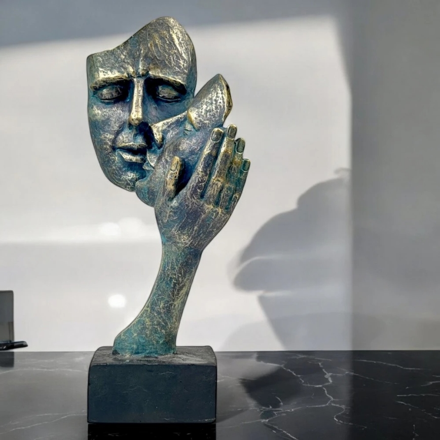 Tischdekoration 35 × 22 × 13 cm, aus Harz mit Patina