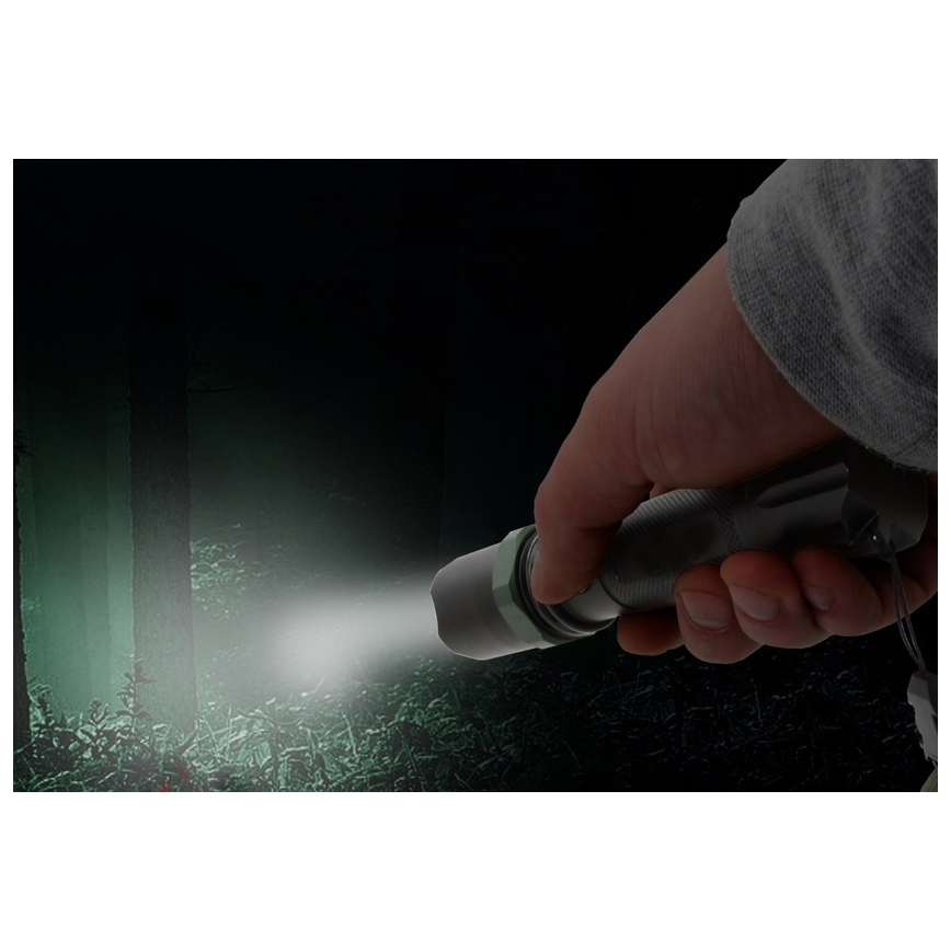 Torcia LED LED/3W/3xAAA IP44 nera
