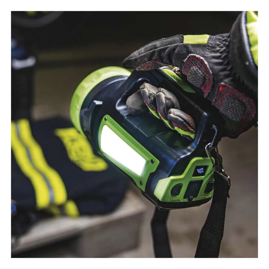 Torcia ricaricabile LED LED/3,7V IP44 850 lm 8000mAh