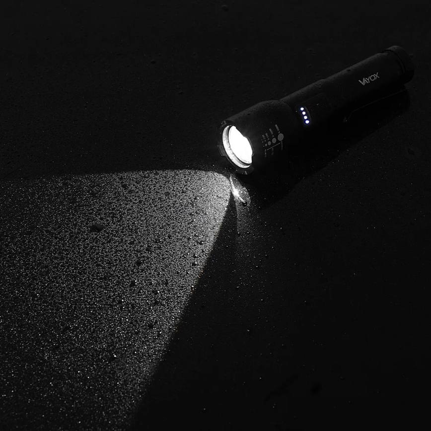 Torcia ricaricabile a LED Dimmerabile LED/20W/5V IPX4 800 brillante 2000 mAh