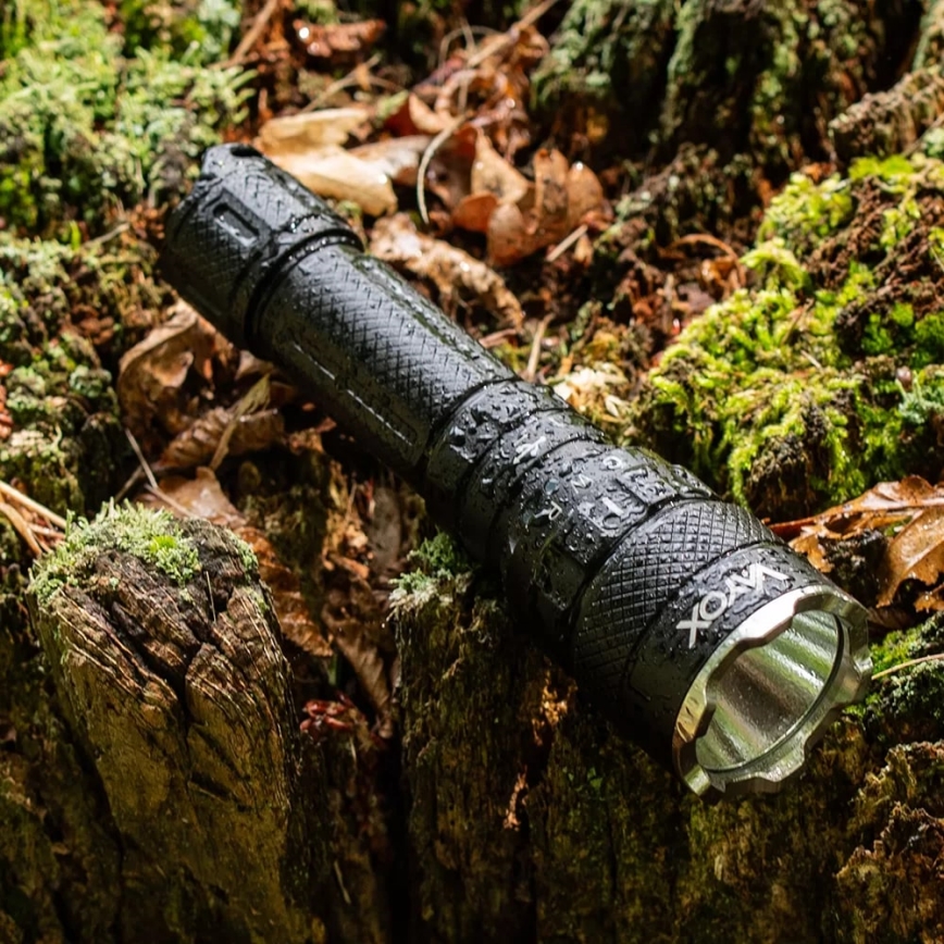 Torcia ricaricabile LED RGBW Dimmerabile LED/15W/5V IP66 1500 lucido 2000 mAh