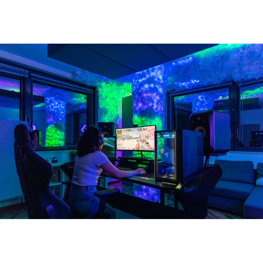 Twinkly - Dimmbare LED-RGB-Weihnachtslichterkette für den Außenbereich STRINGS 250xLED 23,5m IP44 Wi-Fi