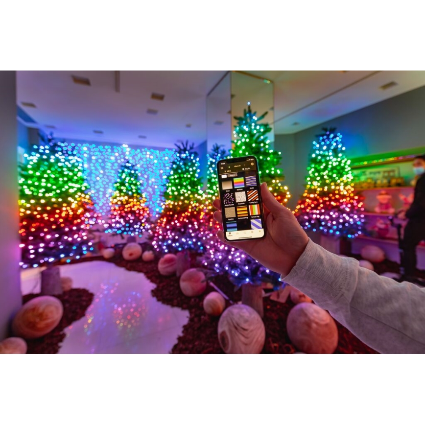 Twinkly - Dimmbare LED-RGB-Weihnachtslicherkette für den Außenbereich  Weihnachtskette STRINGS 600xLED 51,5m IP44 Wi-Fi