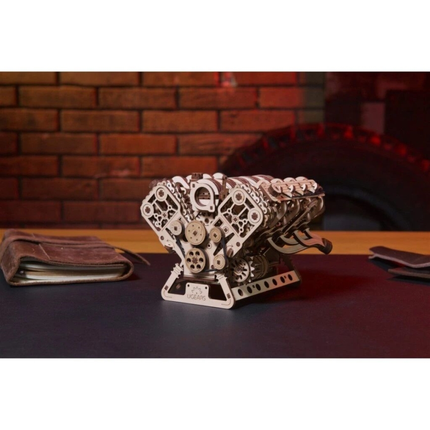 Ugears - Puzzle meccanico 3D in legno Motore V8