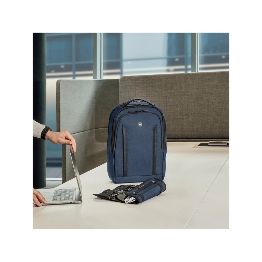 Victorinox - Zaino per laptop 15" Altmont Professional Compact 16 l blu scuro
