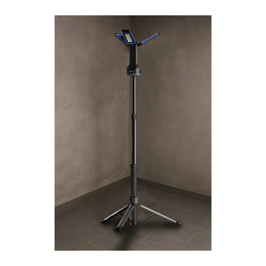 Viking - Faretto LED ricaricabile con supporto 3xLED/5V IPX4 4500 lm 4000 mAh