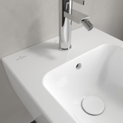 Villeroy & Boch 441100R1 - Bidet sospeso VENTICELLO in ceramica/bianco