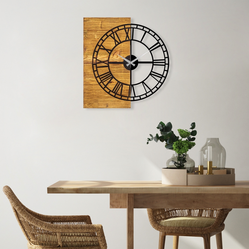 Wanduhr 55x58 cm 1xAA Holz/Metall