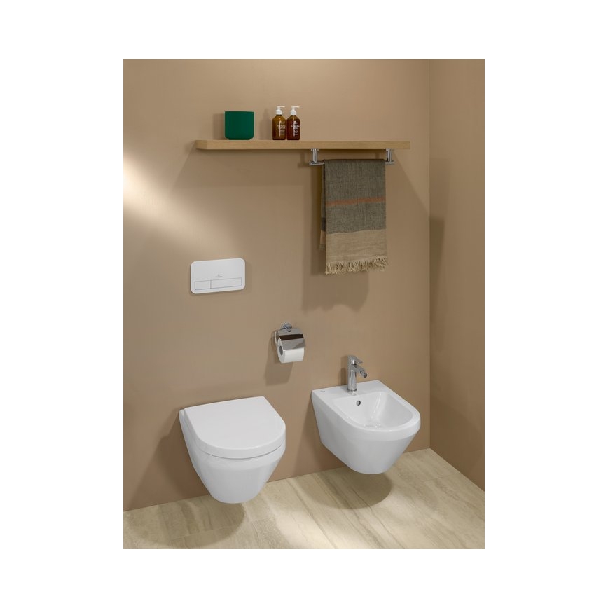 WC suspendu ARCHITECTURA + abattant SoftClose ARCHITECTURA + plaque de commande VICONNECT + module encastré VICONNECT + patin isolant VICONNECT