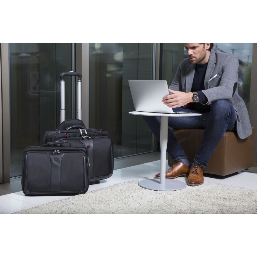 Wenger - Reisekoffer auf Rollen 25 l 17" + Laptop-Tasche 15,6" Patriot schwarz