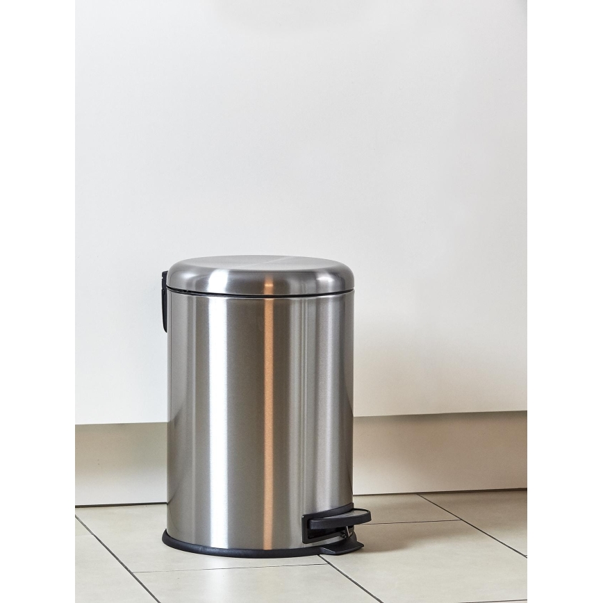 WENKO 22704100 - Poubelle LEMAN 30,5 x 44 cm en inox satiné/noir