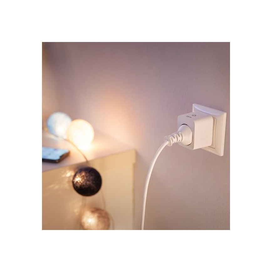 WiZ - Prise connectée E 2300W + compteur d'énergie Wi-Fi