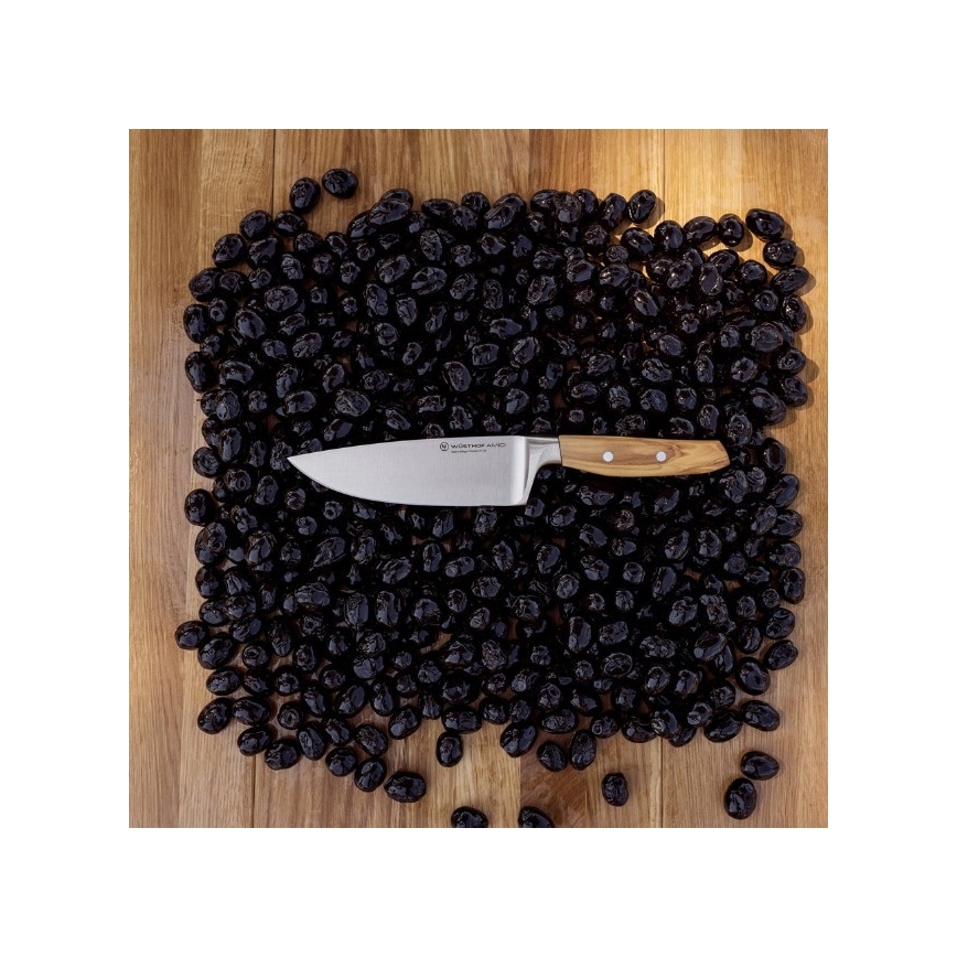 Wüsthof - Coltello da chef AMICI 16 cm in legno d'ulivo