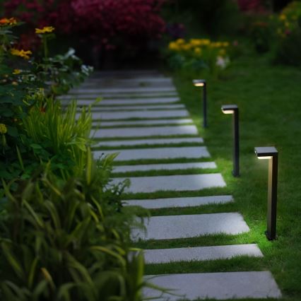 Zuma Line - Lampada solare LED con sensore di movimento e crepuscolare LED/4,5W/2000 mAh IP44 nero